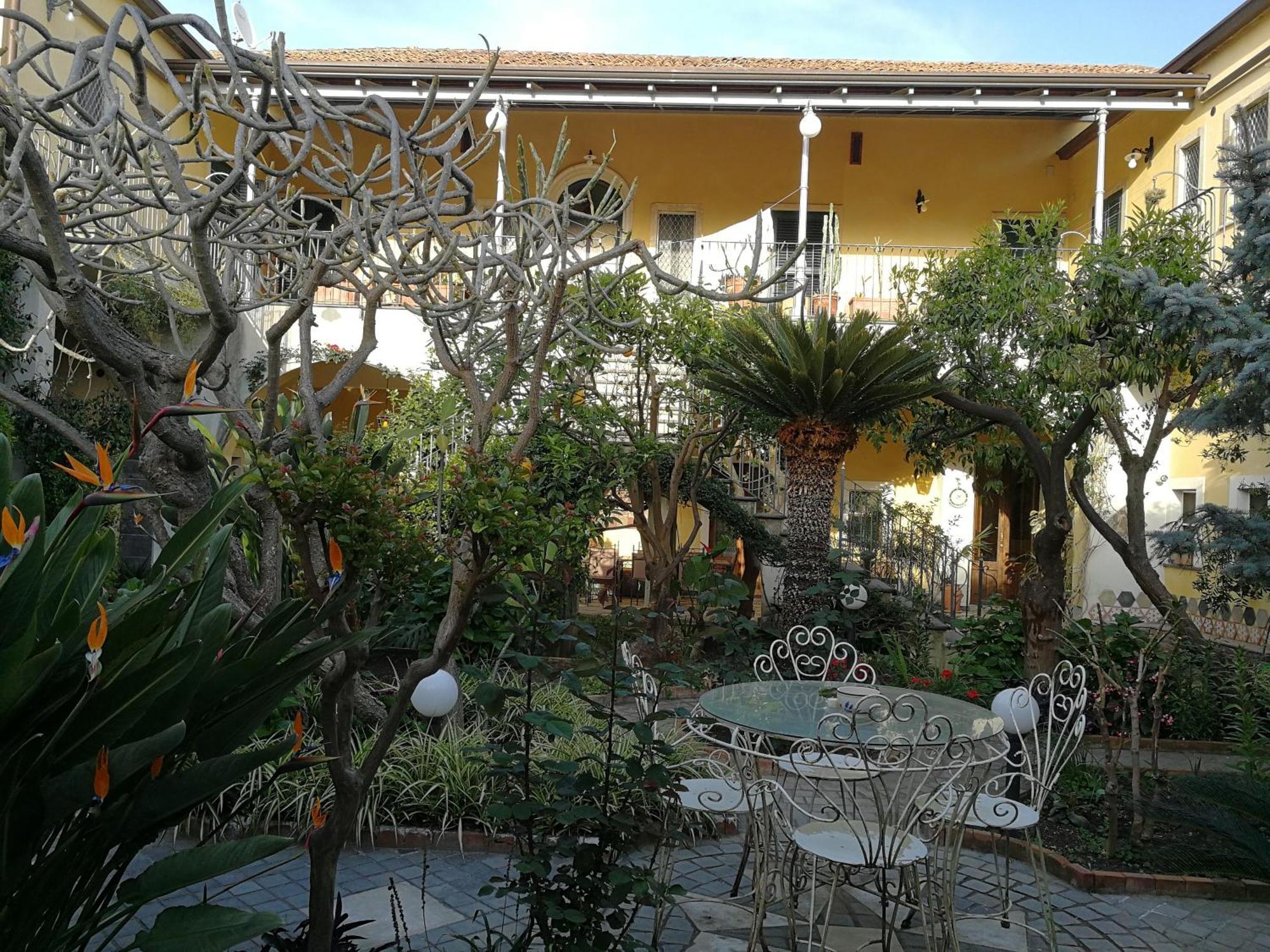 La Baronessa B&B Riposto Buitenkant foto